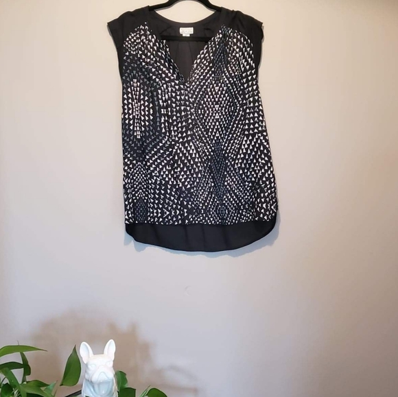 Button up blouse - Picture 1 of 3